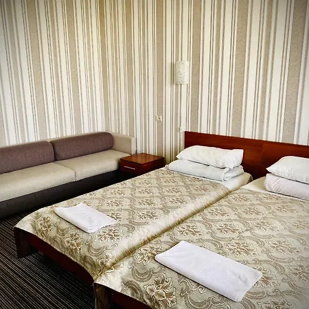 Intourist-zakarpattia Otel 3*